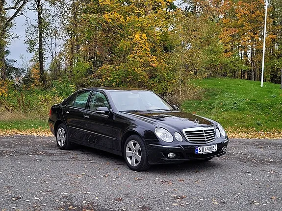 Mercedes-Benz E220 D 2006 photo 3