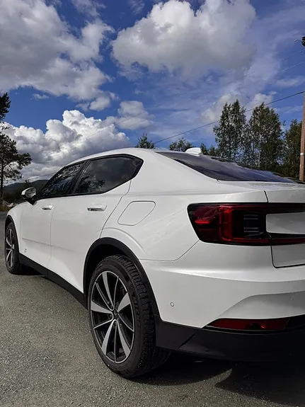 Polestar 2 2021 photo 4