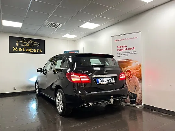 Mercedes-Benz B180 2016 photo 5