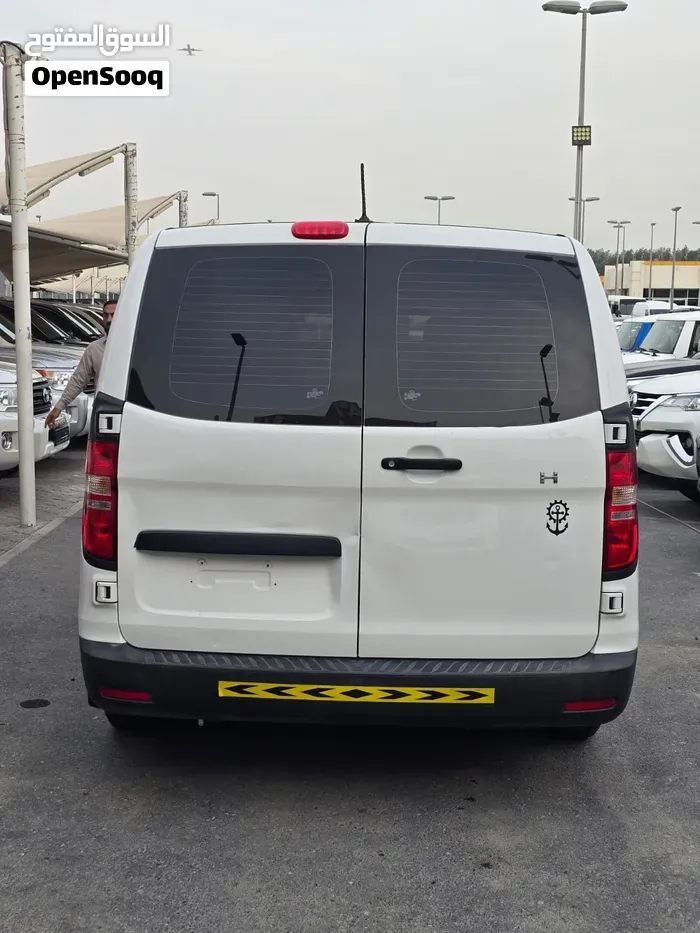 Hyundai H1 2020 photo 4