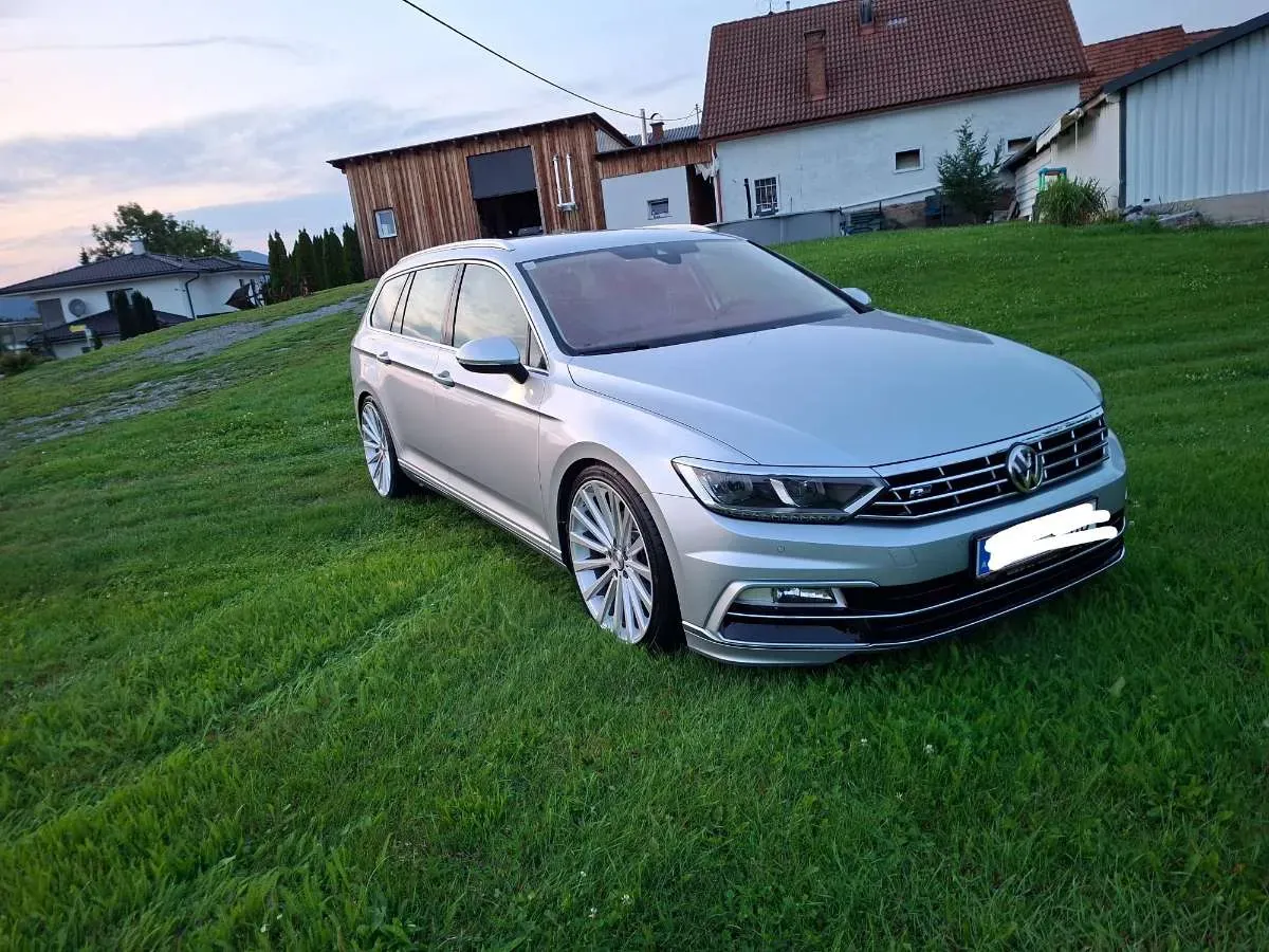 Volkswagen Passat 2019 photo 2