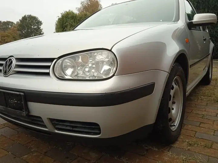 Volkswagen Golf 4