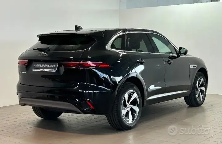 Jaguar F-Pace 2023 photo 5