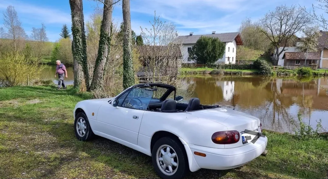 Mazda Mx-5 1991 photo 2