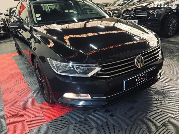 Volkswagen Passat 2019 photo 3