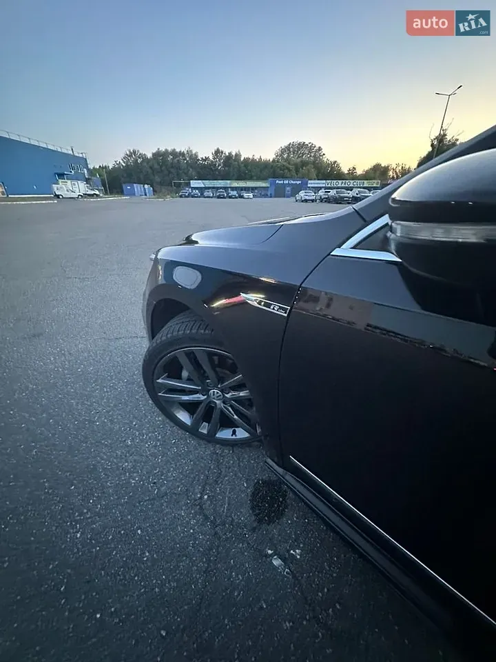 Volkswagen Passat 2018 photo 4