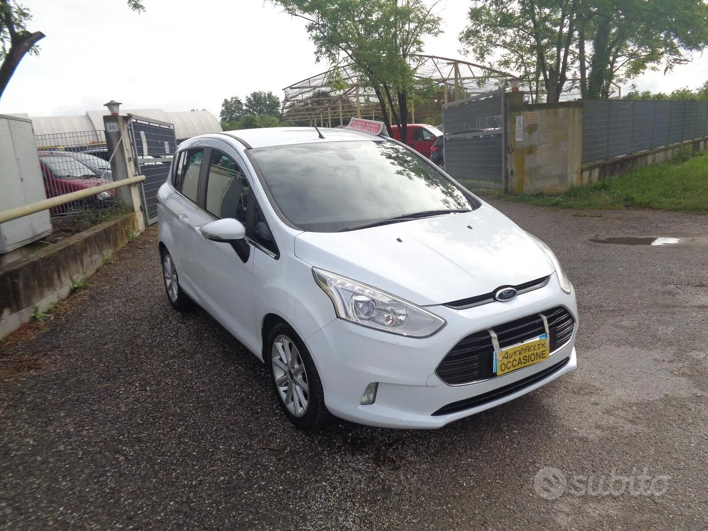 Ford B-Max 2016 photo 2