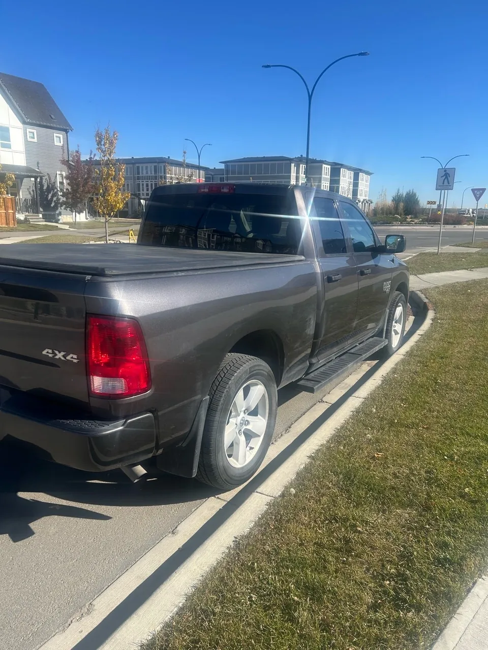 Ram 1500 2023 photo 2