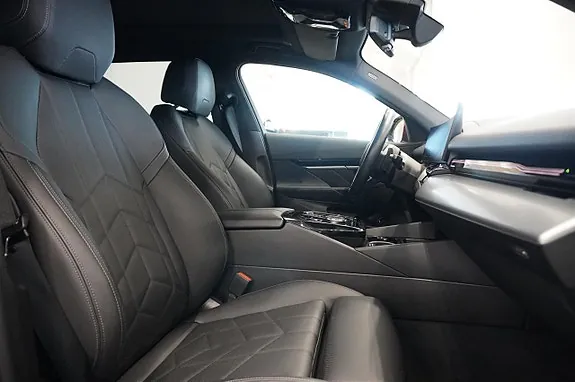 BMW 530E 2025 photo 4