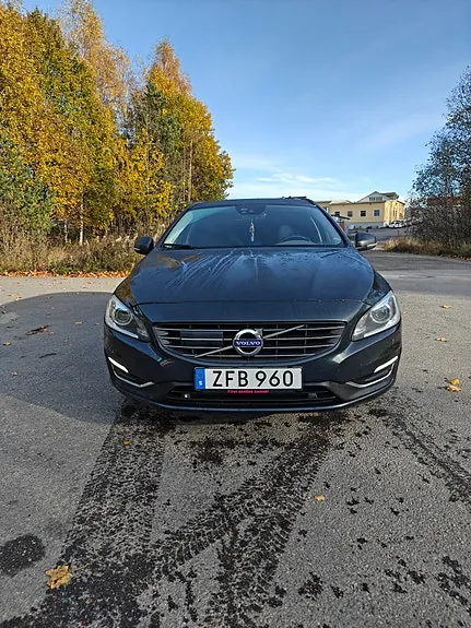 Volvo V60 2018 photo 2