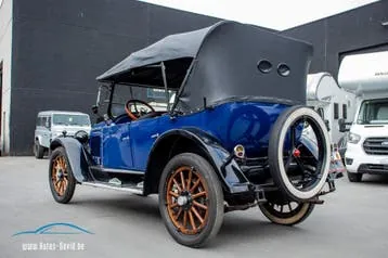 Willys Knight 1920 photo 2