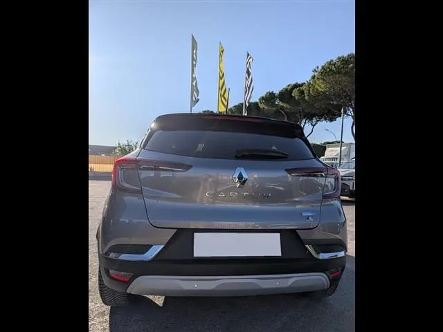 Renault Captur 2022 photo 2