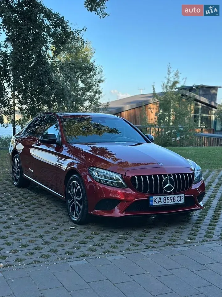 Mercedes-Benz C-Class 2018 photo 2