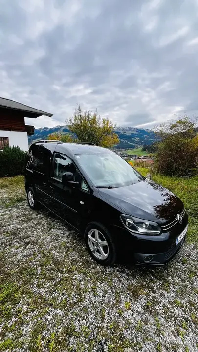 Volkswagen Caddy 2012 photo 2