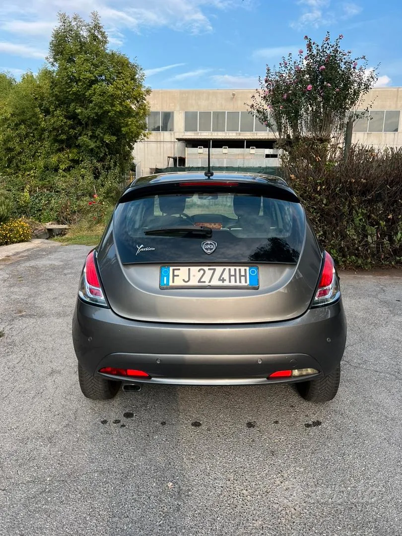 Lancia Ypsilon 2017 photo 5