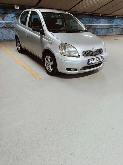 Toyota Yaris 2005 photo 3