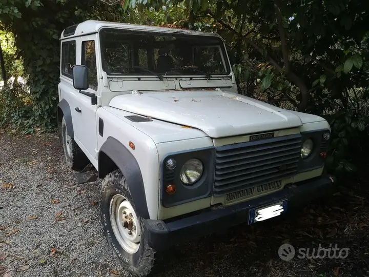 Land Rover Defender 2006 photo 3