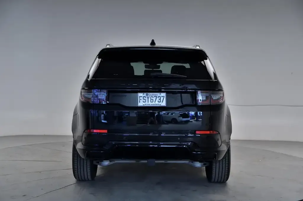 Land Rover Discovery Sport 2026 photo 4