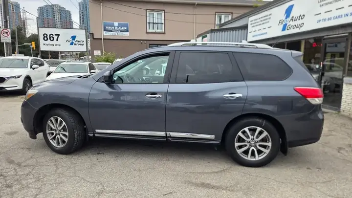 Nissan Pathfinder 2014 photo 2