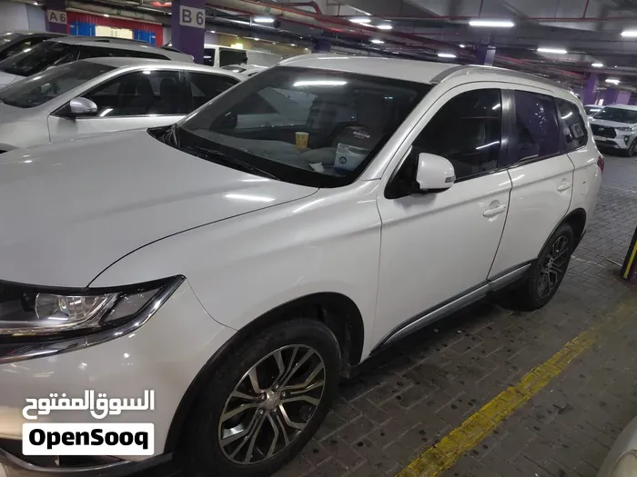 Mitsubishi Outlander 2017 photo 4