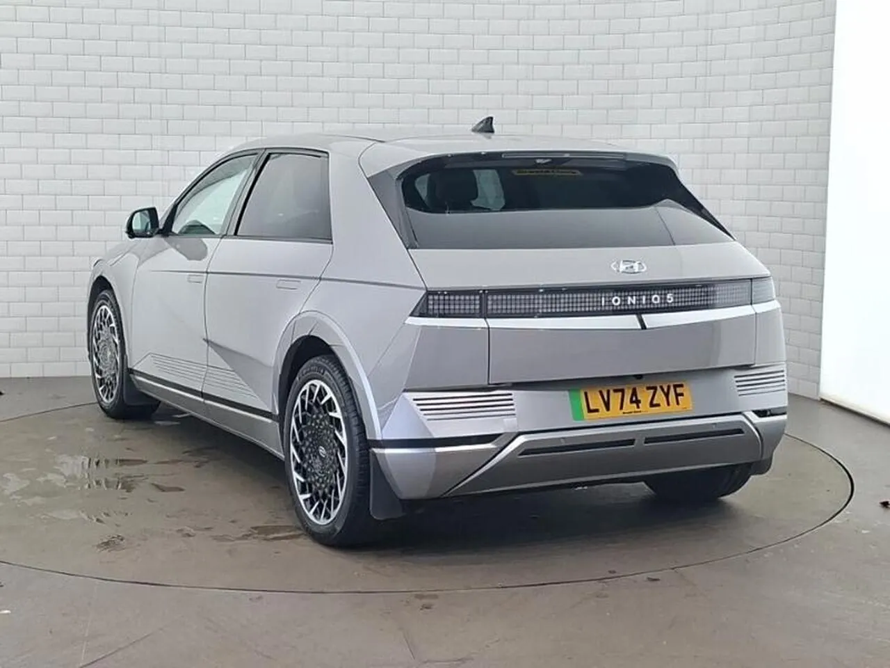 Hyundai Ioniq 5 2024 photo 2