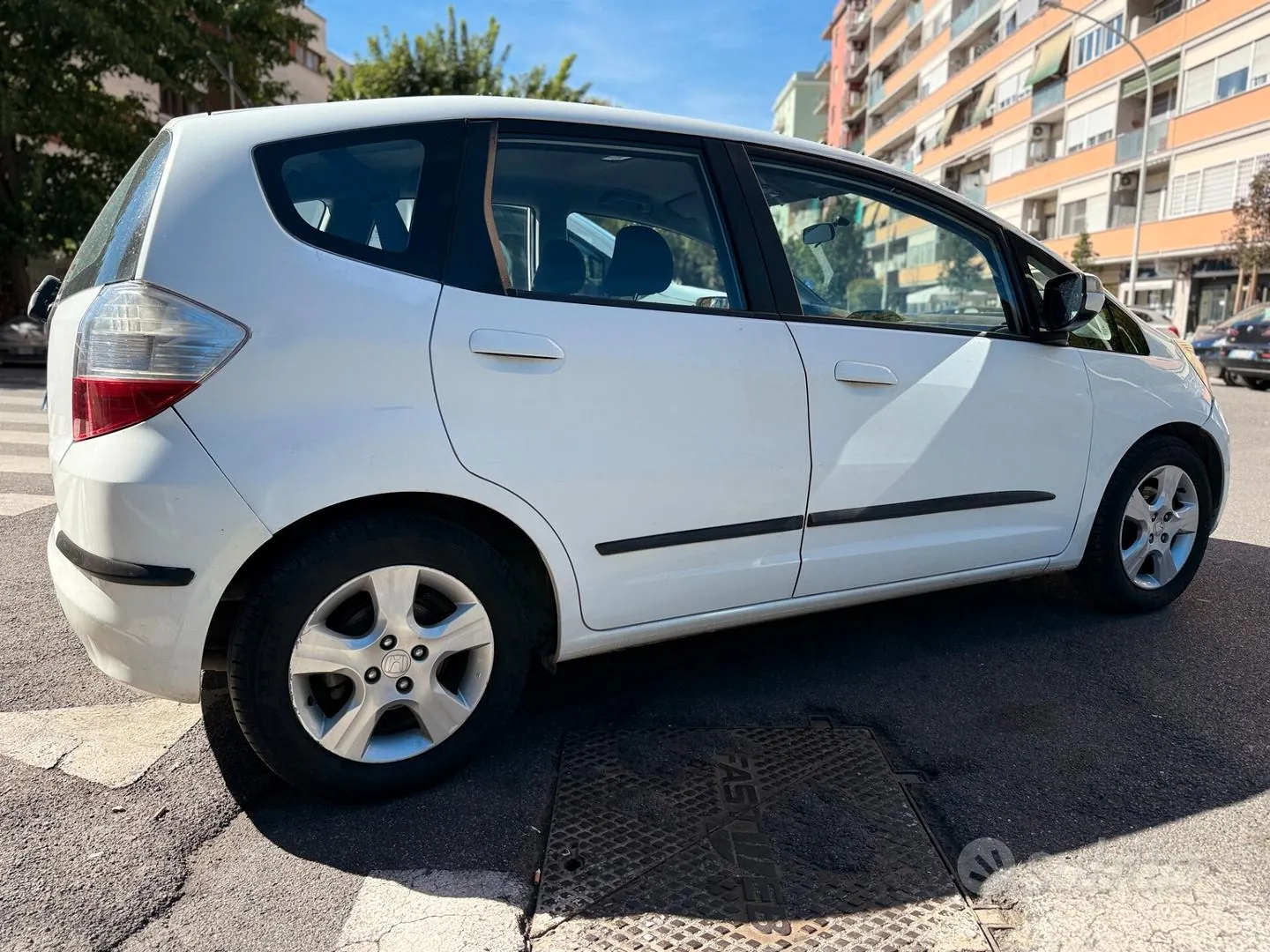 Honda Jazz 2010 photo 5