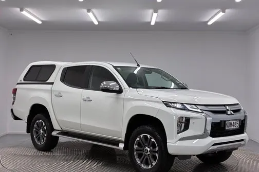 Mitsubishi Triton