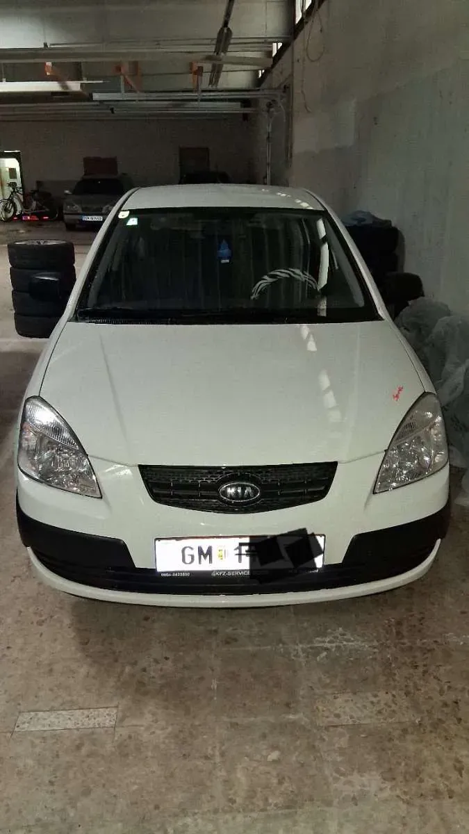 Kia Rio 2009 photo 2
