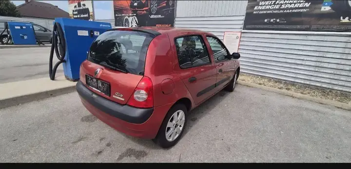 Renault Clio 2005 photo 3