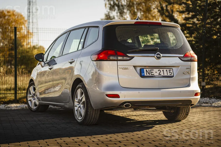 Opel Zafira 2016 photo 4