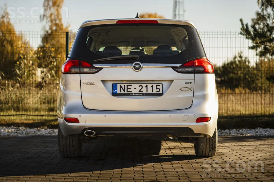 Opel Zafira 2016 photo 5