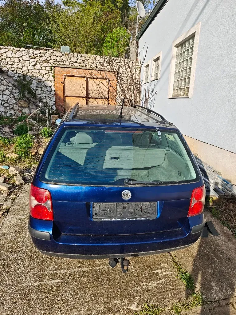 Volkswagen Passat 2004 photo 2