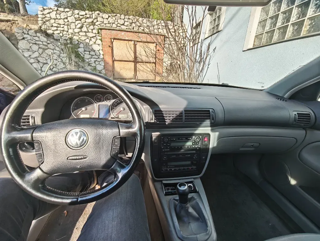 Volkswagen Passat 2004 photo 3
