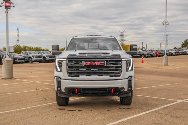 GMC Sierra 3500Hd 2026 photo 3