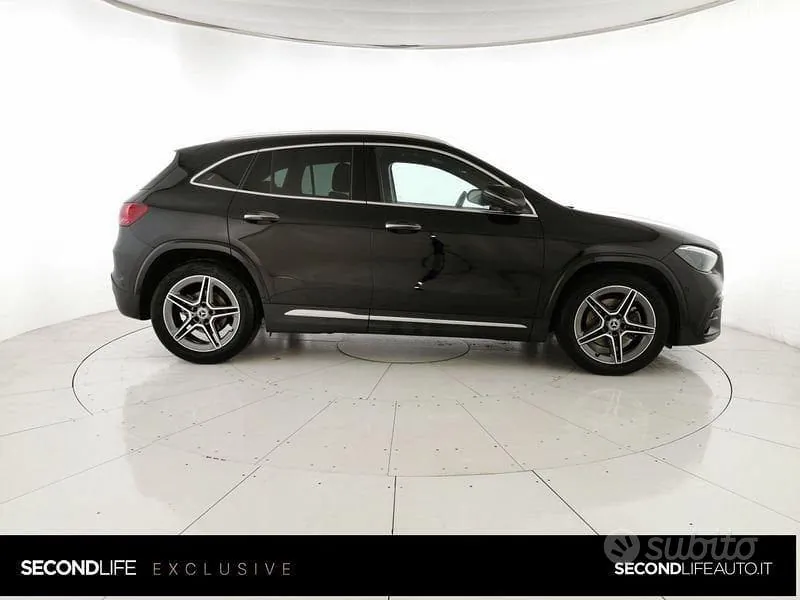 Mercedes-Benz Gla 2023 photo 2