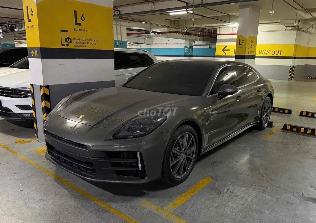 Porsche Panamera 2025 photo 4