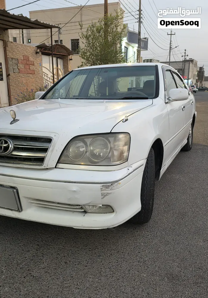 Toyota Crown 2002 photo 3