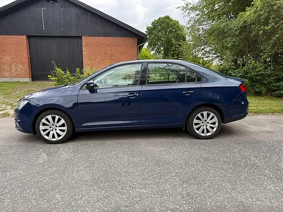 Seat Toledo 2016 photo 2