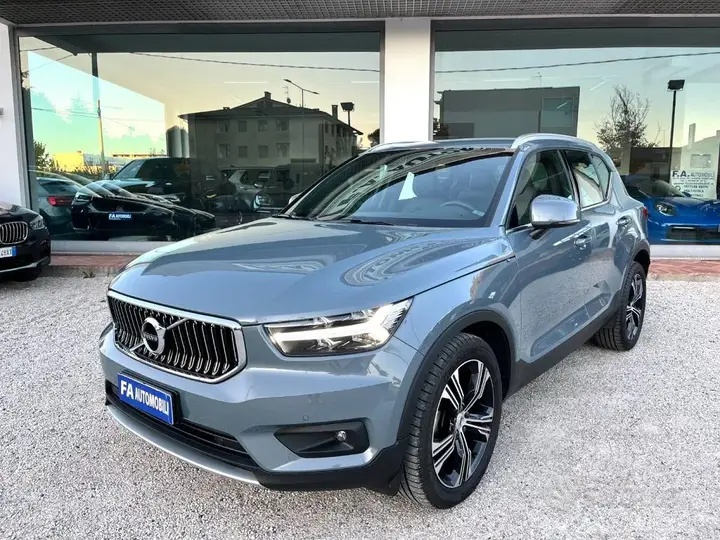 Volvo Xc40 2019 photo 2