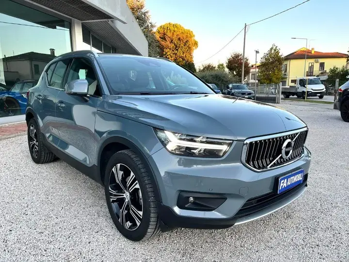 Volvo Xc40 2019 photo 4