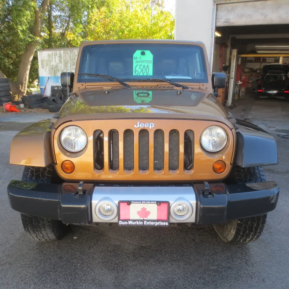 Jeep Wrangler Unlimited 2011 photo 3