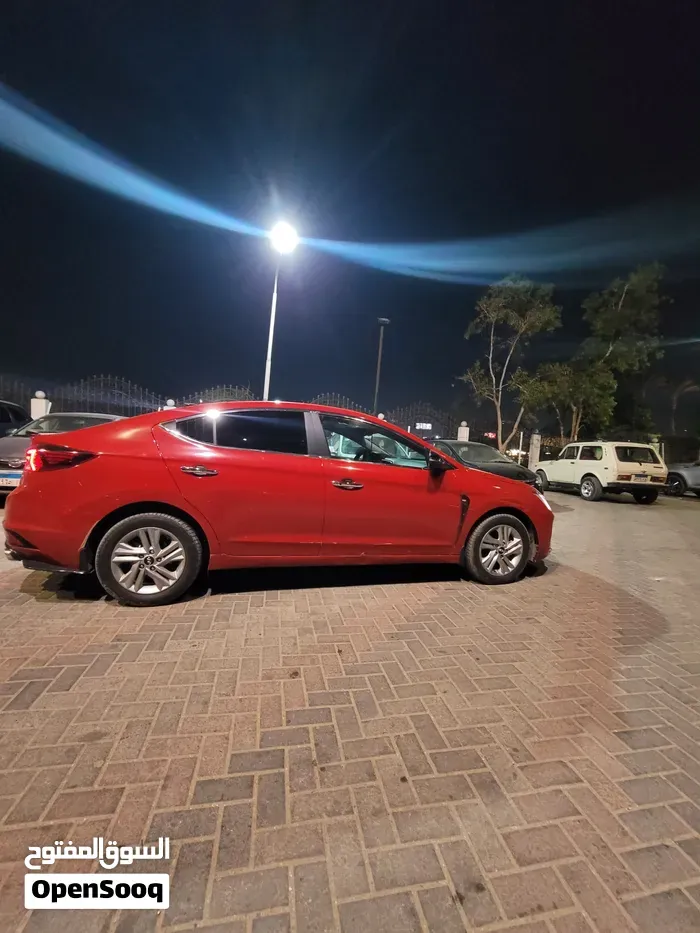 Hyundai Elantra 2026 photo 4
