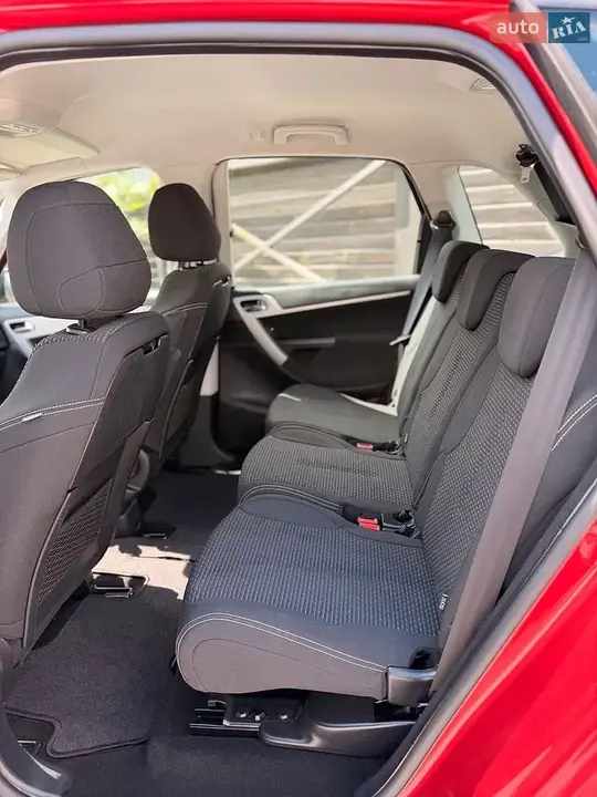 Citroen C4 Picasso 2011 photo 2
