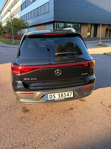Mercedes-Benz Eqb300 2026 photo 4
