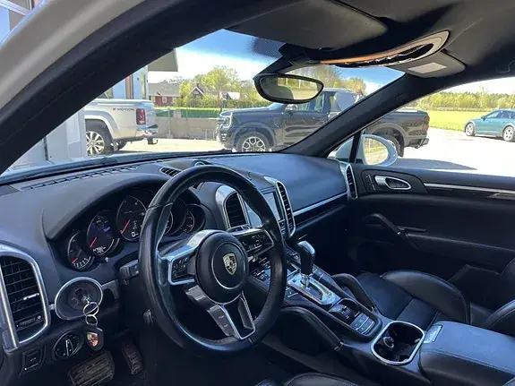 Porsche Cayenne 2016 photo 3