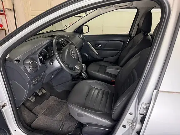 Dacia Sandero Stepway 2015 photo 5