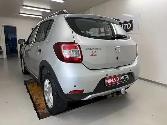 Dacia Sandero Stepway 2015 photo 3