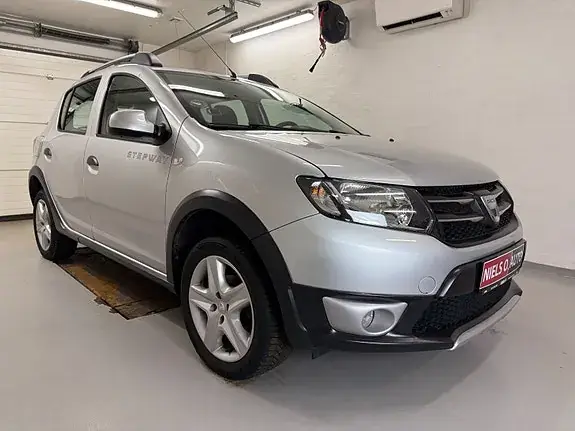 Dacia Sandero Stepway 2015 photo 2