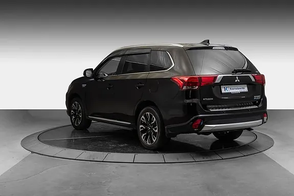 Mitsubishi Outlander 2018 photo 3