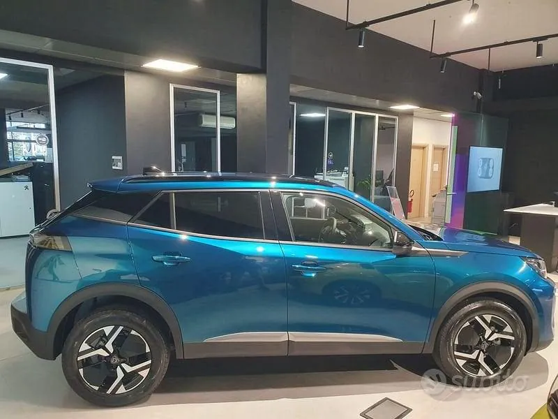 Peugeot 2008 2025 photo 4
